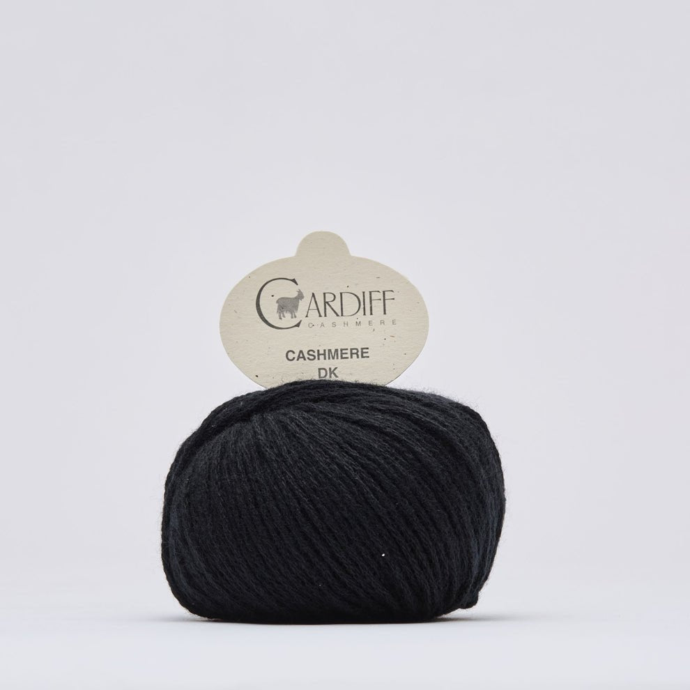 Cardiff Cashmere DK 8/28 - Lightweight DK Cashmere Yarn 516 Nero | Knitting yarn shop / dzijas veikals