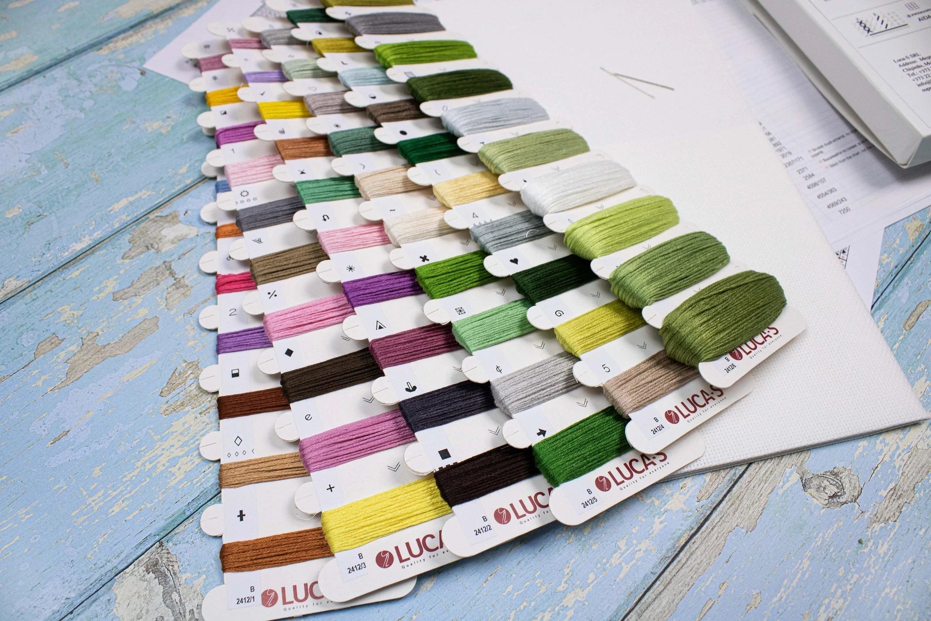 Cross Stitch Kit Luca - S GOLD - Cottage Garden, B2412 | Knitting yarn shop / dzijas veikals