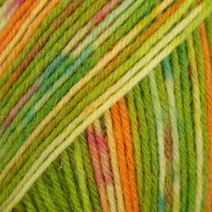 DROPS Fabel FABEL PRINT 151 guacamole | Knitting yarn shop / dzijas veikals