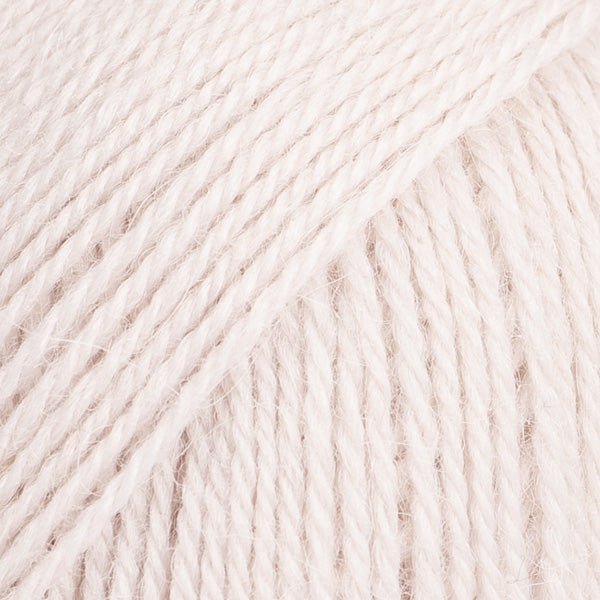FLORA UNI COLOUR 22 white fog | Knitting yarn shop / dzijas veikals
