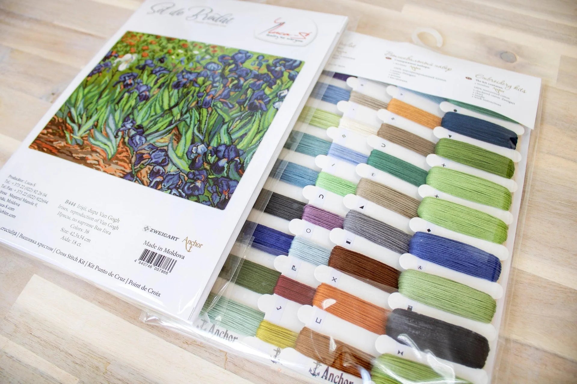 Luca - S Cross Stitch Kit – Irises by Van Gogh B444, 18ct AIDA, 42.5x34cm | Knitting yarn shop / dzijas veikals