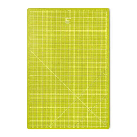 Prym Cutting mat cm - inch 60x90cm (23 x 35in), lime green | Knitting yarn shop / dzijas veikals