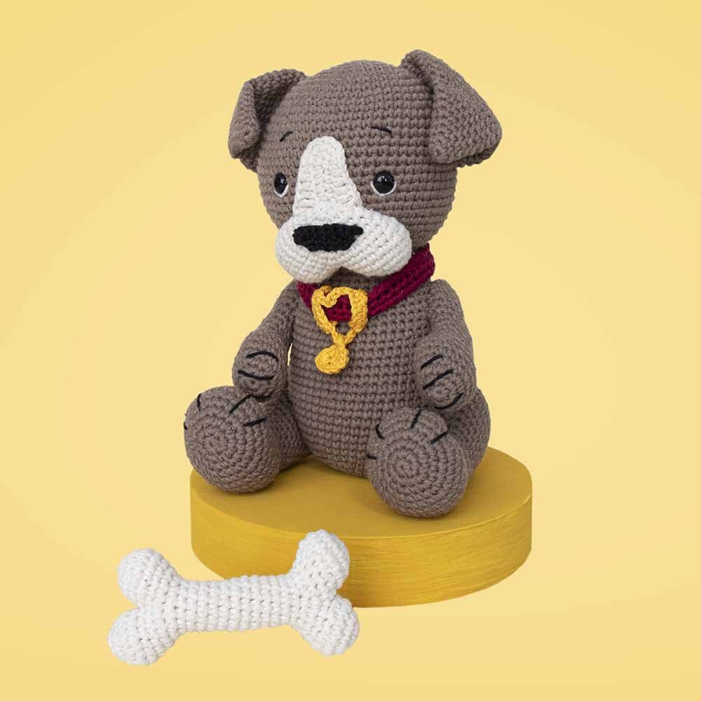 Scheepjes Amigurumi kit Dog & Bone crochet toy | Knitting yarn shop / dzijas veikals