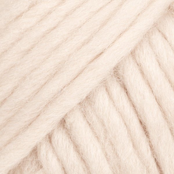 SNOW UNI COLOUR 102 marshmallow | Knitting yarn shop / dzijas veikals